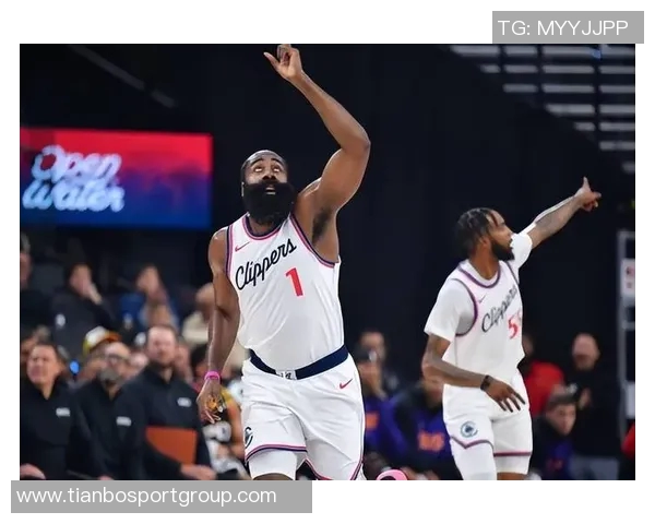 今日快船背靠背挑战雷霆小卡与比尔因伤缺阵影响战局