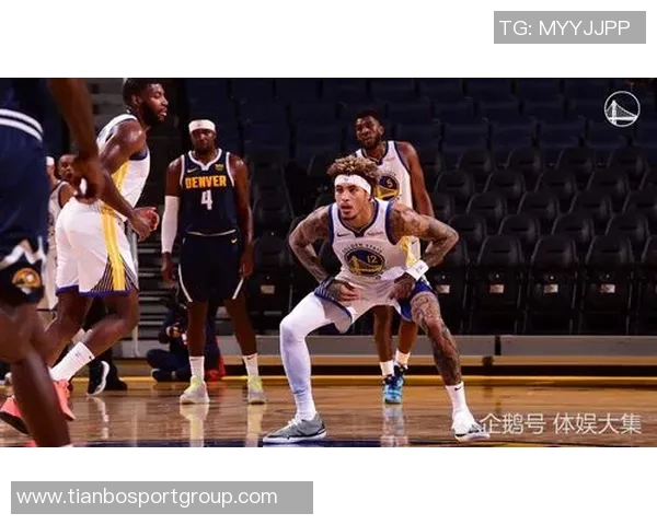 卢指导点评30号秀尼德豪泽防守理解与进攻意识全面提升 卢指导点评30号秀尼德豪泽防守理解与进攻意识全面提升