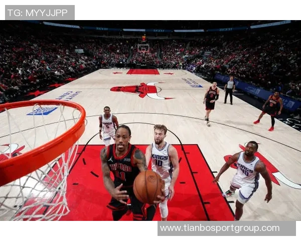 福克斯表现出色20投10中砍下全场最高26分助球队赢得胜利 福克斯表现出色20投10中砍下全场最高26分助球队赢得胜利